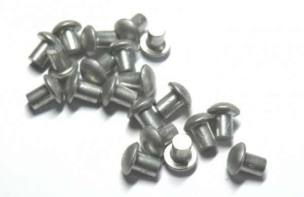 Alunieten 2,5 x 6, 20 Stück